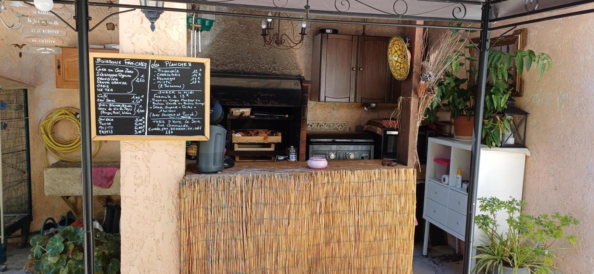 Le Mas D'Hubert LʼIsle-sur-la-Sorgue المظهر الخارجي الصورة